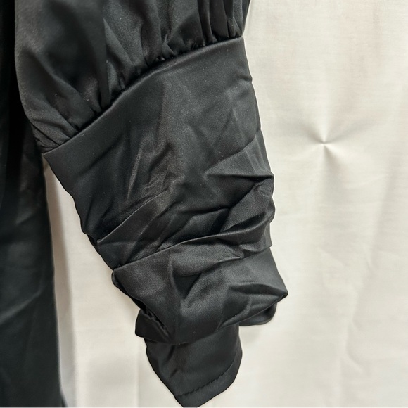 Simplee Plus Black Satin Deep V-neck Twist Front Mini Bodycon Dress 2XL - Picture 5 of 12